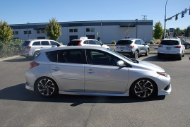 Used 2017 Toyota Corolla iM 5d Hatchback 6spd at Bulldog Motors near Pasco, WA