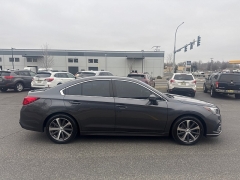 Used 2019  Subaru Legacy 4d Sedan 2&period;5i Limited at Bulldog Motors near Pasco&comma; WA