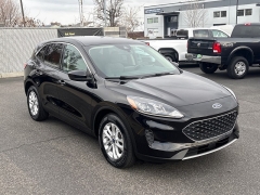 Used 2020  Ford Escape 4d SUV FWD SE at Bulldog Motors near Pasco&comma; WA