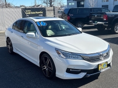 Used 2016  Honda Accord Sedan 4d Touring at Bulldog Motors near Pasco&comma; WA