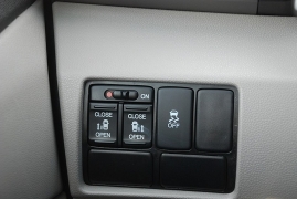 Used 2015  Honda Odyssey 4d Wagon EX at Bulldog Motors near Pasco, WA