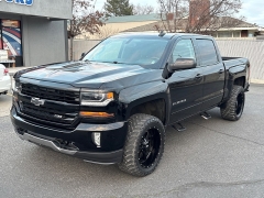 Used 2018  Chevrolet Silverado 1500 4WD Crew Cab LT Z71 at Bulldog Motors near Pasco&comma; WA