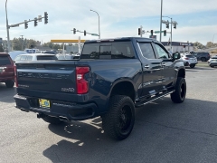 Used 2019  Chevrolet Silverado 1500 4WD Crew Cab 147" High Country at Bulldog Motors near Pasco&comma; WA