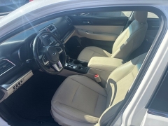 Used 2017  Subaru Legacy 4d Sedan 2&period;5i Limited at Bulldog Motors near Pasco&comma; WA