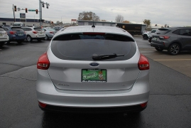 Used 2017  Ford Focus 4d Hatchback SE at Bulldog Motors near Pasco, WA