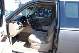 Used 2013 Cadillac Escalade 4d SUV AWD Premium at Bulldog Motors near Pasco, WA