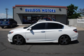 Used 2017 Honda Accord Sedan 4d Sport SE CVT at Bulldog Motors near Pasco, WA