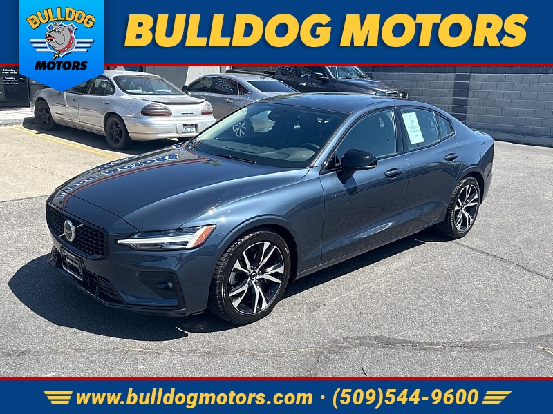 Used 2023  Volvo S60 B5 AWD Dark Theme at Bulldog Motors near Pasco&comma; WA