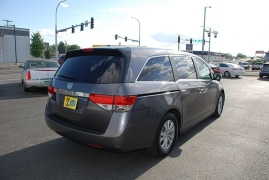 Used 2016 Honda Odyssey 4d Wagon EX-L at Bulldog Motors near Pasco, WA