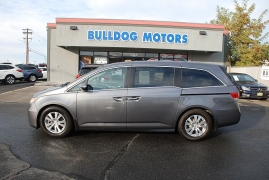 Used 2015  Honda Odyssey 4d Wagon EX at Bulldog Motors near Pasco, WA