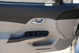 Used 2013  Honda Civic Sedan 4d LX Auto at Bulldog Motors near Pasco, WA