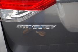 Used 2015  Honda Odyssey 4d Wagon EX at Bulldog Motors near Pasco, WA