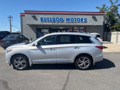 Used 2014  INFINITI QX60 Hybrid 4d SUV AWD at Bulldog Motors near Pasco&comma; WA