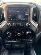 Used 2019  Chevrolet Silverado 1500 4WD Crew Cab 147" High Country at Bulldog Motors near Pasco&comma; WA