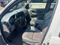 Used 2002  Ford Escape 4d SUV 4WD XLT Choice at Bulldog Motors near Pasco&comma; WA