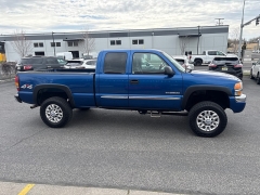 Used 2004  GMC Sierra 2500 Ext Cab 143&period;5" WB 4WD SLE at Bulldog Motors near Pasco&comma; WA