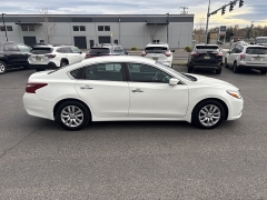 Used 2018  Nissan Altima 2&period;5 S Sedan at Bulldog Motors near Pasco&comma; WA