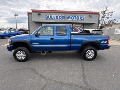 Used 2004  GMC Sierra 2500 Ext Cab 143&period;5" WB 4WD SLE at Bulldog Motors near Pasco&comma; WA