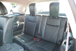 Used 2013 INFINITI JX35 4d SUV AWD at Bulldog Motors near Pasco, WA