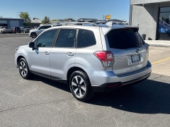 Used 2017  Subaru Forester 4d SUV 2&period;5i Premium CVT at Bulldog Motors near Pasco&comma; WA