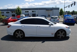 Used 2017 Honda Accord Sedan 4d Sport SE CVT at Bulldog Motors near Pasco, WA