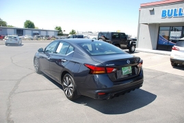 Used 2019 Nissan Altima 4d Sedan FWD 2.5L SV at Bulldog Motors near Pasco, WA