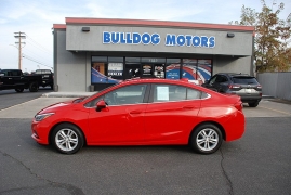Used 2018  Chevrolet Cruze 4d Sedan LT Auto at Bulldog Motors near Pasco, WA