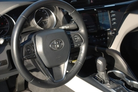 Used 2020  Toyota Camry 4d Sedan XLE AWD at Bulldog Motors near Pasco&comma; WA