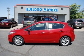 Used 2017  Kia Forte5 5d Hatchback LX at Bulldog Motors near Pasco, WA