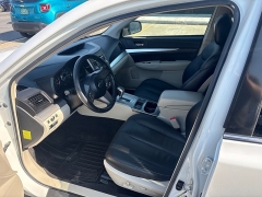 Used 2010  Subaru Outback 4d SUV i Prem AT All-Weather&sol;Moonroof at Bulldog Motors near Pasco&comma; WA