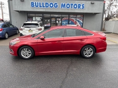 Used 2017  Hyundai Sonata 4d Sedan SE at Bulldog Motors near Pasco&comma; WA