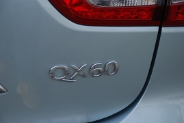 Used 2014  INFINITI QX60 Hybrid 4d SUV AWD at Bulldog Motors near Pasco, WA