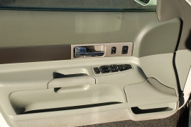Used 2003 Lincoln LS 4dr Sdn V8 Auto Pkg at Bulldog Motors near Pasco, WA