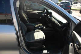 Used 2022 Ford Escape SE AWD at Bulldog Motors near Pasco, WA