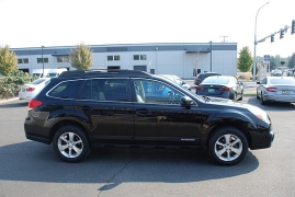 Used 2013 Subaru Outback 4dr Wgn H4 Auto 2.5i Limited at Bulldog Motors near Pasco, WA