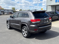Used 2015  Jeep Grand Cherokee 4WD 4dr Overland at Bulldog Motors near Pasco&comma; WA