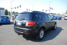 Used 2008 Saturn Outlook 4d SUV AWD XE at Bulldog Motors near Pasco, WA