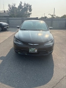 Used 2015  Chrysler 200 4d Sedan S V6 at Bulldog Motors near Pasco&comma; WA
