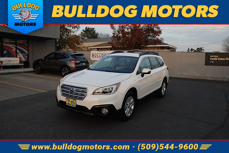Used 2017  Subaru Outback 4d SUV 2.5i Premium at Bulldog Motors near Pasco, WA