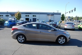 Used 2013 Hyundai Elantra 4d Sedan GLS Auto at Bulldog Motors near Pasco, WA