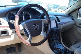 Used 2013 Cadillac Escalade 4d SUV AWD Premium at Bulldog Motors near Pasco, WA