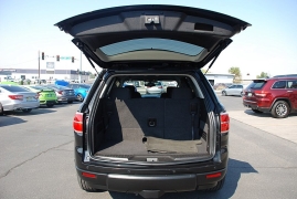 Used 2008 Saturn Outlook 4d SUV AWD XE at Bulldog Motors near Pasco, WA