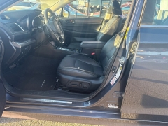 Used 2017  Subaru Legacy 4d Sedan 2&period;5i Limited at Bulldog Motors near Pasco&comma; WA