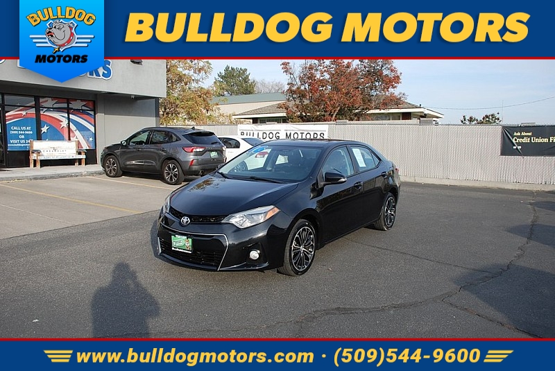Used 2016  Toyota Corolla 4dr Sdn (Natl) at Bulldog Motors near Pasco, WA