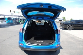 Used 2016 Toyota RAV4 4d SUV AWD LE at Bulldog Motors near Pasco, WA