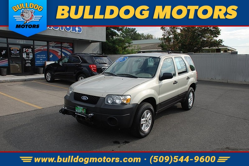Used 2005 Ford Escape 4dr 103" WB 2.3L XLS at Bulldog Motors near Pasco, WA