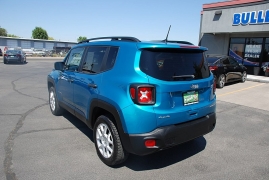 Used 2020 Jeep Renegade 4d SUV 4WD Sport at Bulldog Motors near Pasco, WA