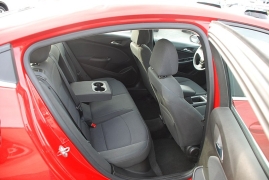 Used 2018  Chevrolet Cruze 4d Sedan LT Auto at Bulldog Motors near Pasco, WA