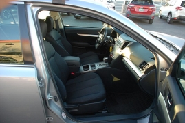 Used 2011  Subaru Legacy 4d Sedan i Prem AT All-Weather at Bulldog Motors near Pasco&comma; WA