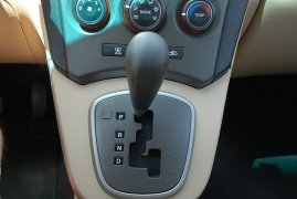 Used 2009  Kia Rondo 4dr Wgn I4 LX at Bulldog Motors near Pasco&comma; WA